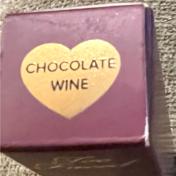 Too Faced Melted Chocolate Liquid Matte
Eye Shadow Bundle - Picture 6 of 9